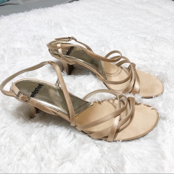 Kenneth Cole Strappy Sandals 